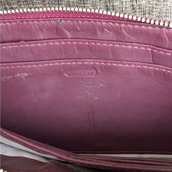 Coach Burgundy Leather Signature Circle Zip Wristlet Wallet - Picture 3 of 6